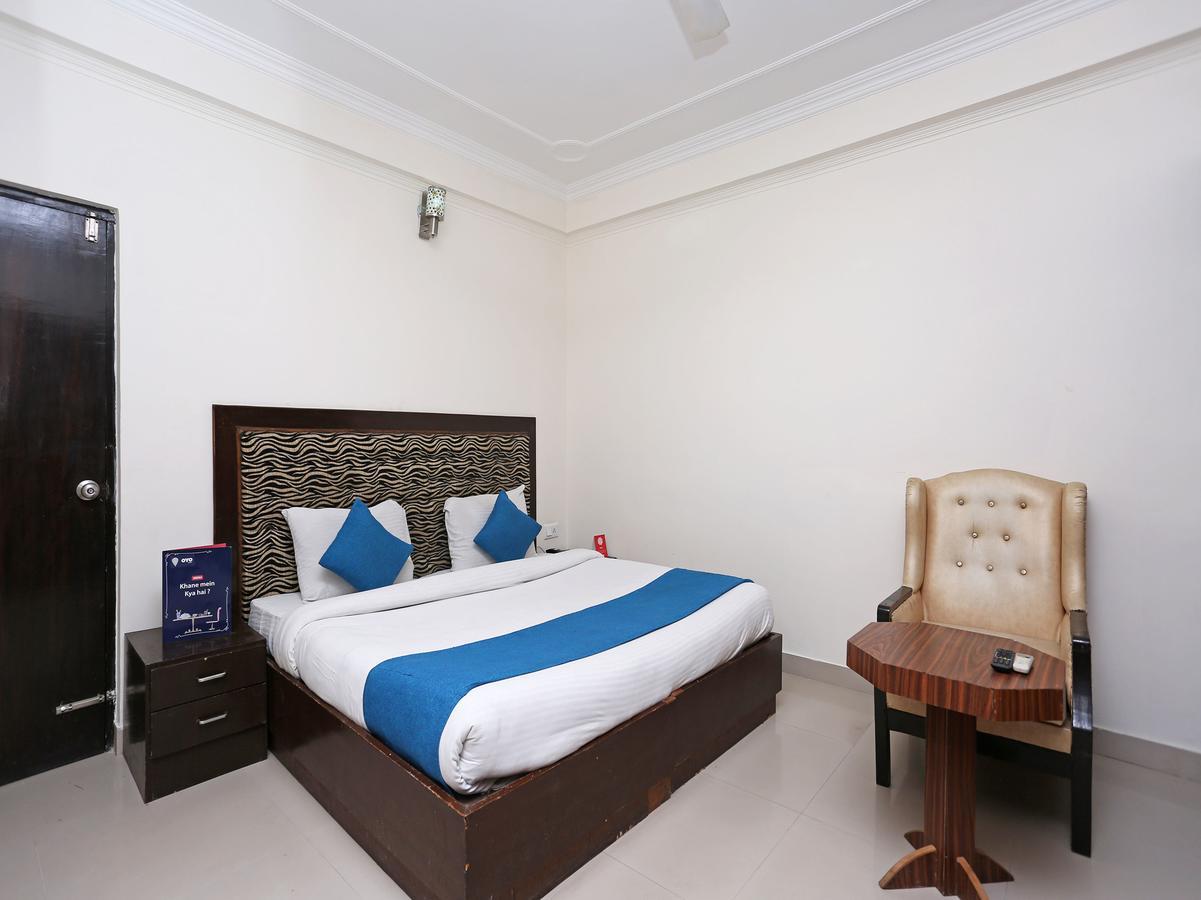 Oyo 10425 Queens Pearl Inn Дехрадун Екстериор снимка