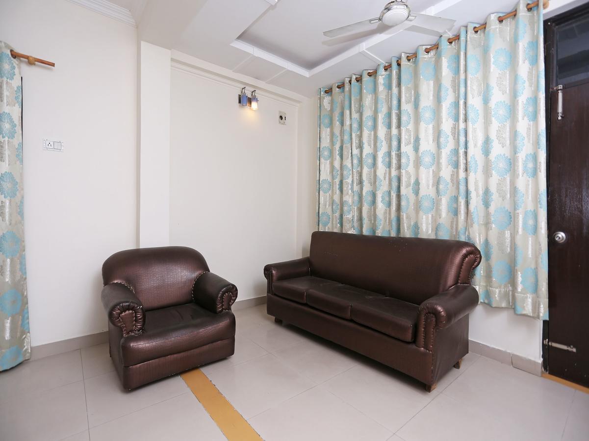 Oyo 10425 Queens Pearl Inn Дехрадун Екстериор снимка