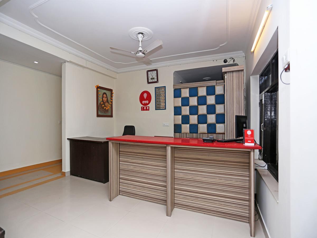 Oyo 10425 Queens Pearl Inn Дехрадун Екстериор снимка